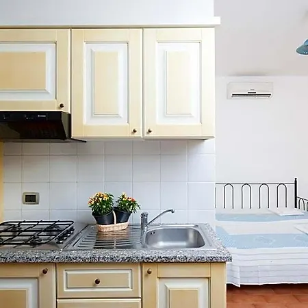 Isa-residence With Swimming-pool In Campulongu Just 600 Mt From The Sea Hotel Villasimius