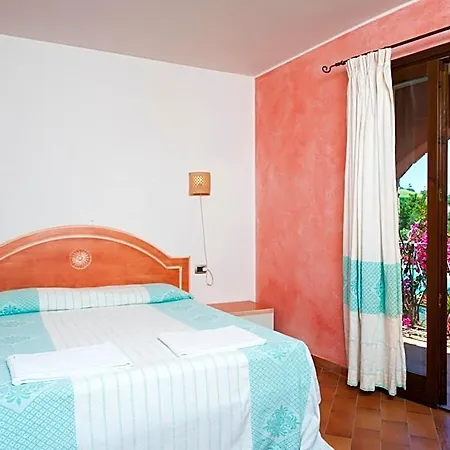 Isa-residence With Swimming-pool In Campulongu Just 600 Mt From The Sea Hotel 3*