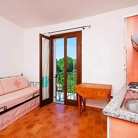 Isa-residence With Swimming-pool In Campulongu Just 600 Mt From The Sea Hotel Villasimius